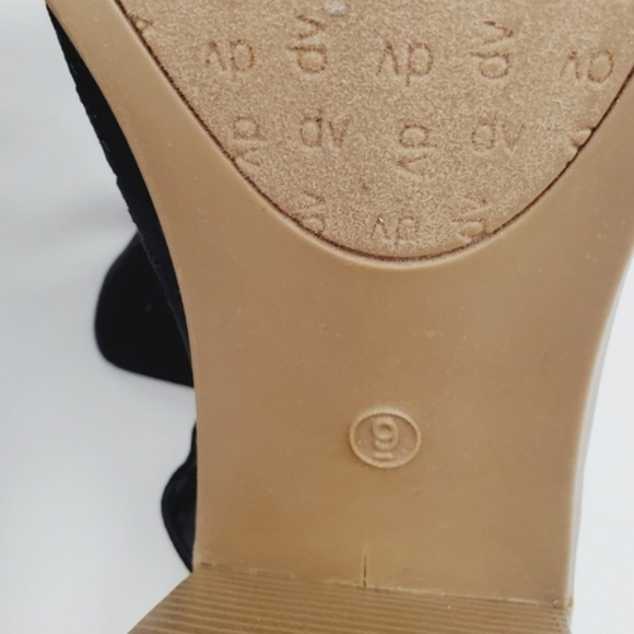 DV black chunky heel open toe ankle bootie size 9 - Picture 5 of 6